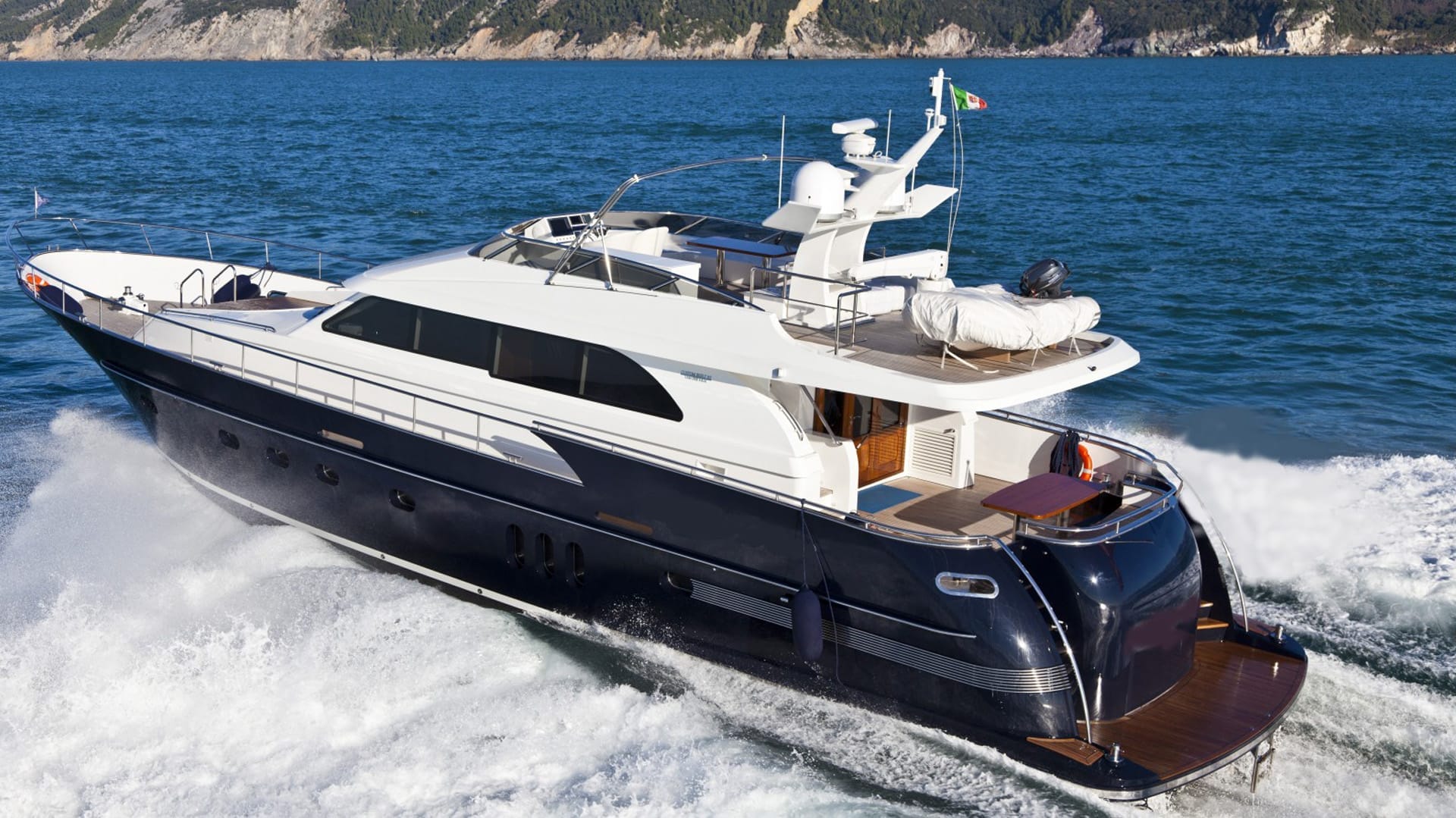 Van der Valk Continental ІІ M/Y Infinity 22